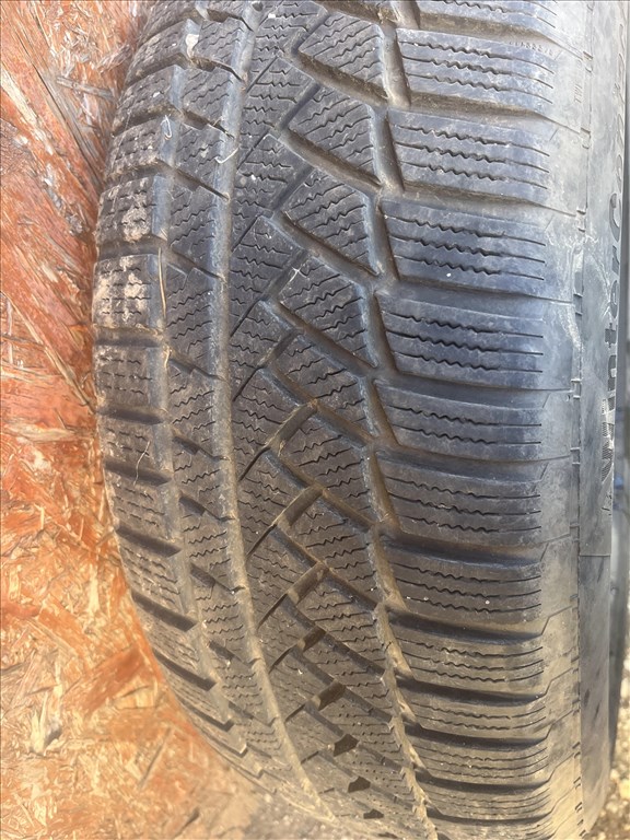  225/6017" használt Continental gumi 5. kép