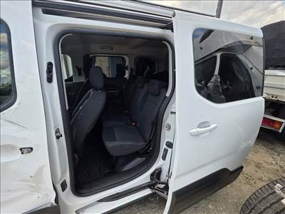 1.5 bluhdi Peugeot Rifter bontott alkatrészei