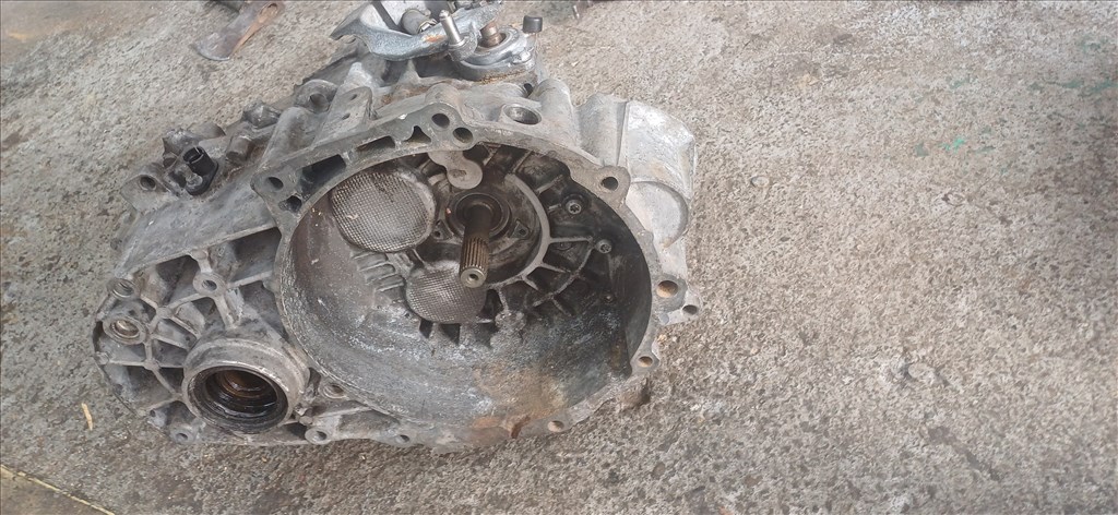 Ford Galaxy Mk1 1.9 pd manuál 6 váltó  3. kép