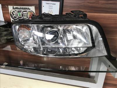 Audi A6 (C5 - 4B) jobb Xenon fényszóró