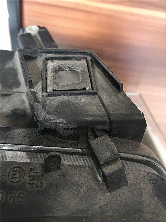 Audi A6 (C5 - 4B) jobb Xenon fényszóró 2. kép