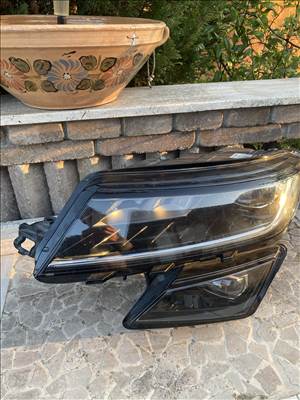 Skoda Kodiaq Led fényszóro(1ZX012669-25)