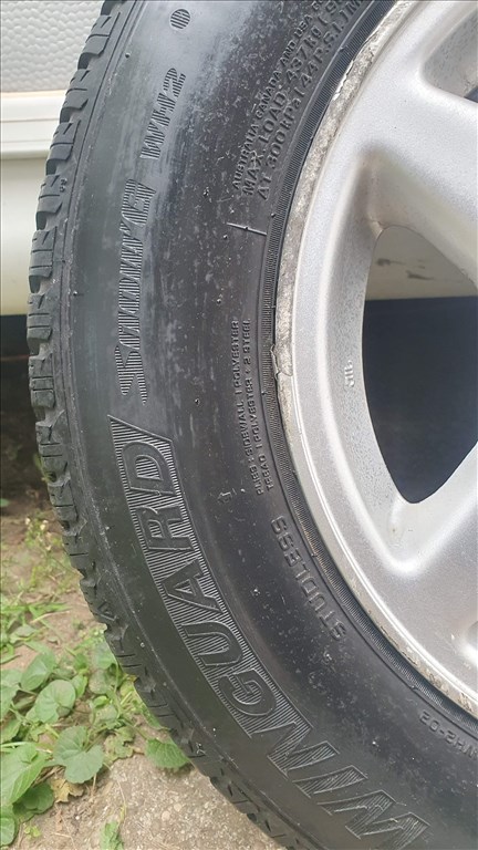  4x100 lyukosztású 13" használt Stilauto alufelni, rajta 155/80 használt Nexen téli gumi gumi  8. kép