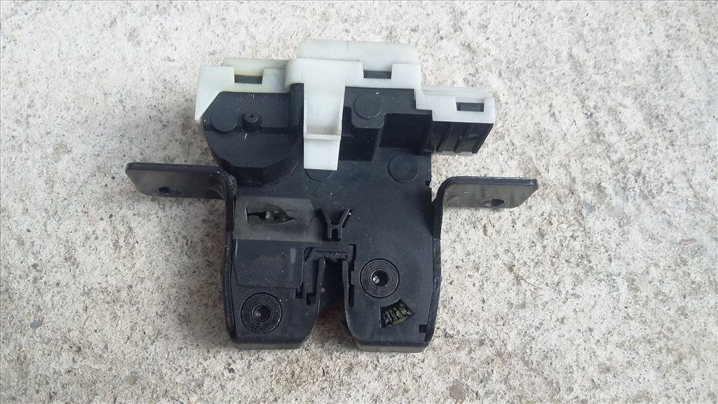 Renault Megane 2/ Scenic 2 Csomagtér zár eladó  1. kép