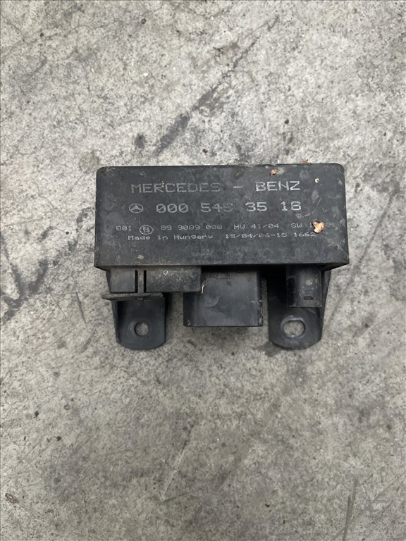 Mercedes Vito (2nd gen) W639 Izzító relé  1. kép