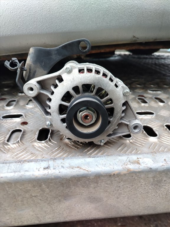 Opel Vectra C 1.8 benzin generátor  1. kép