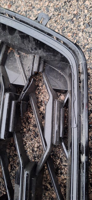 Honda Crv díszrács 712153e7 2. kép