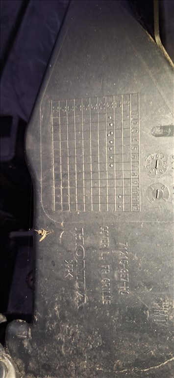 Honda Crv díszrács 712153e7 3. kép