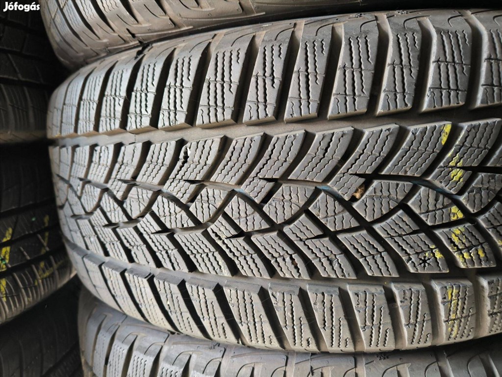  225/5517" újszerű Dunlop téli gumi gumi 3. kép