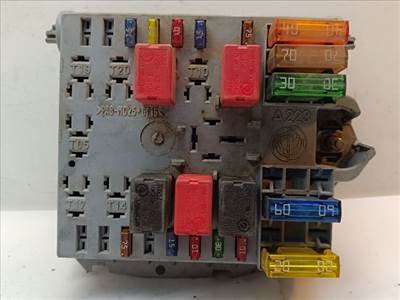 FIAT PUNTO II Biztosítéktábla Motortér