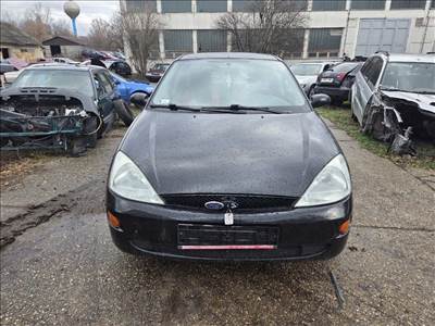 Ford Focus Mk1 1.6i 16V ELSŐ lökhárító 