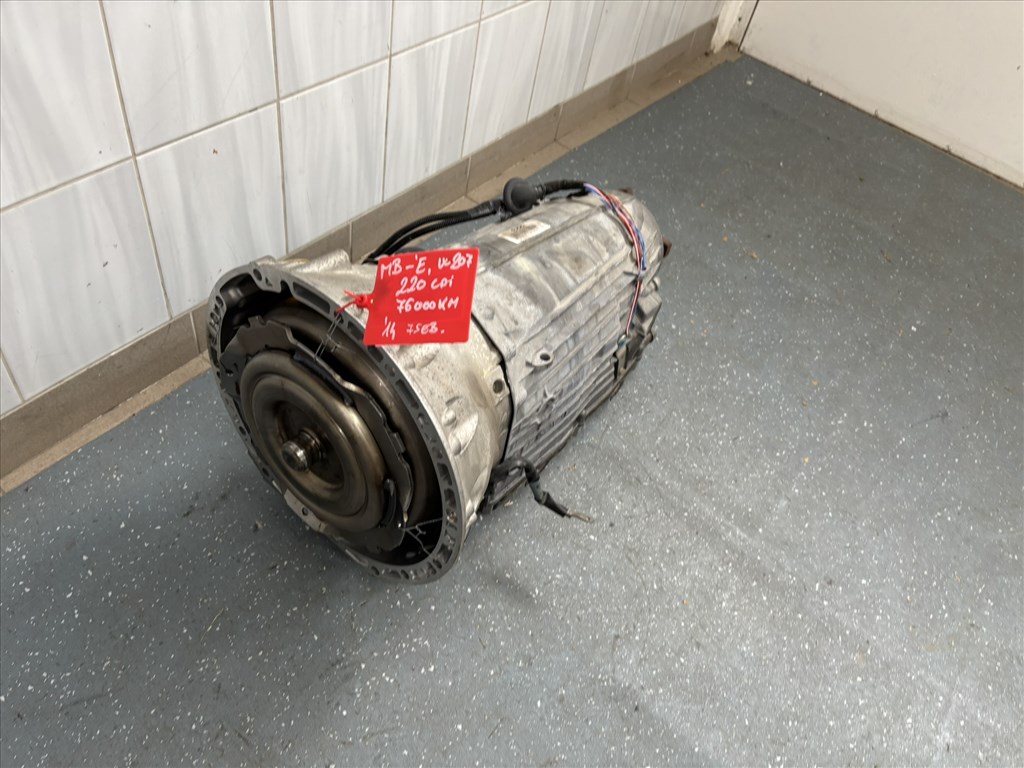 Mercedes E-osztály W207 automata váltó (76 000km-rel) 20427037050 4. kép