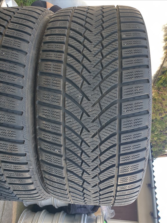  255/35 19 Semperit Speed-Grip 3 4. kép