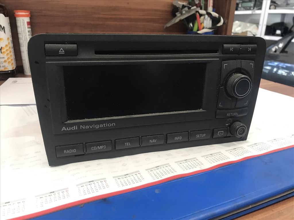 Audi A3 (8P) * fejegység ( navigáció) 8p0035192n 1. kép