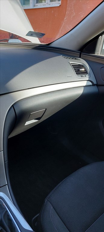 Eladó Opel Insignia 1.8 (1796 cm³, 140 PS) 10. kép