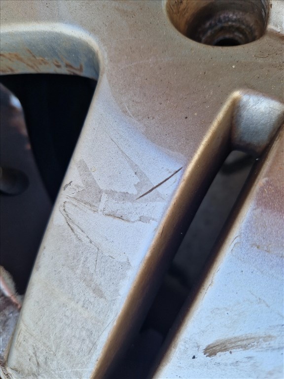 2 db Golf 4, Bora 5x100 15" alufelni, AVUS II (29962) 10. kép