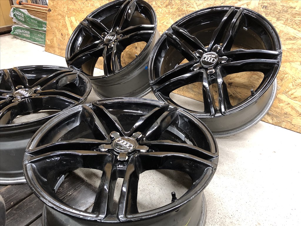 18 col alufelni Wheelworld fekete 18 colos Audi, VW, Mercedes, Skoda, Seat 5. kép