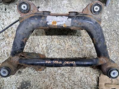BMW E46 316i 318i 320i 323i 325i 328i 330i hátsó benzines bölcső diffi keret