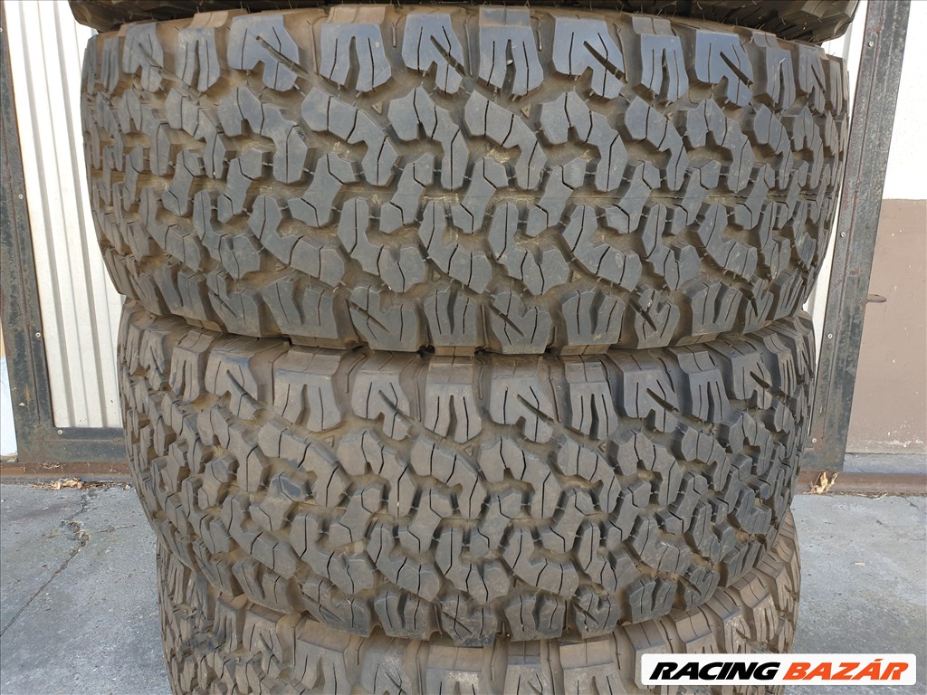  285/70 17 BF Goodrich All-Terrain T/A KO2 2. kép