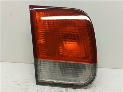 HONDA CIVIC VI Bal Belső Hátsó Lámpa