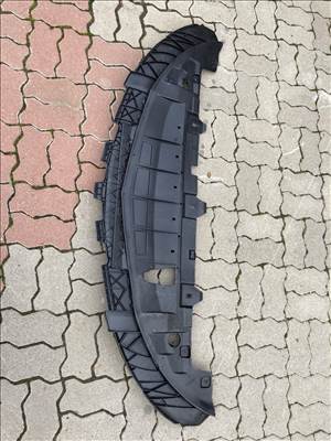 Mercedes Benz A osztály w 176 , CLA w 117  Lökhárító alsó burkolat , koptató , hasidom 