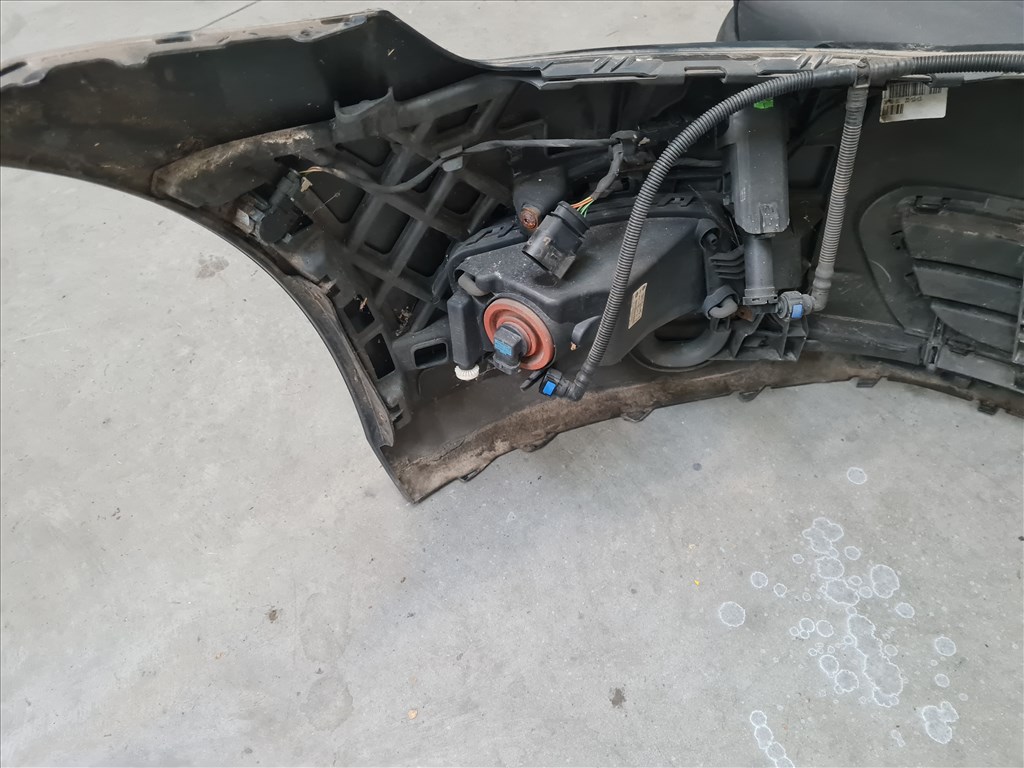 Volkswagen Golf VII első lökhárító LC9X, 6 radaros (25527) 9. kép