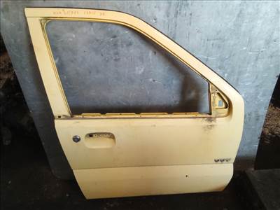 SUZUKI IGNIS Jobb első ajtó.