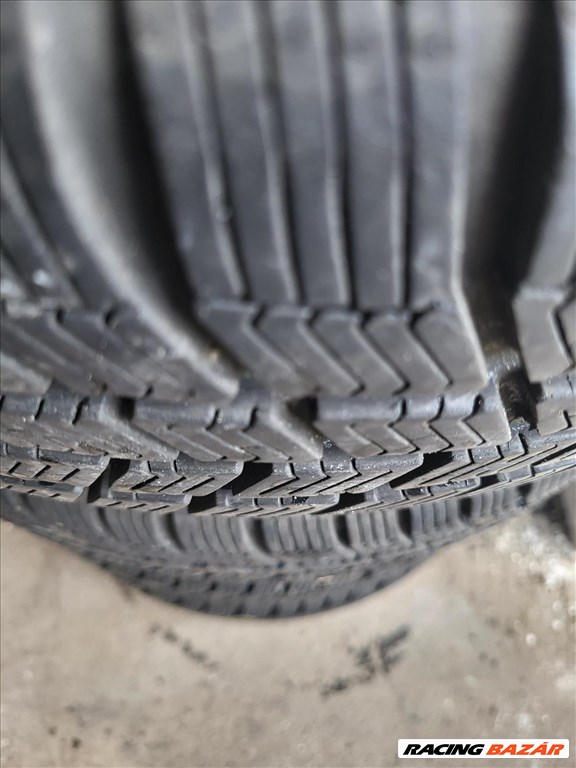  15" használt lemezfelni, rajta 195/65 újszerű Barum téli gumi gumi  2. kép