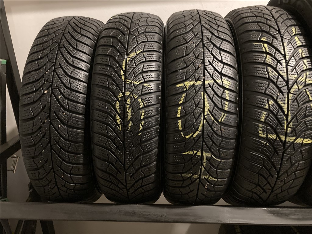  155/70R13 újszerű Kumho téli gumi 1. kép