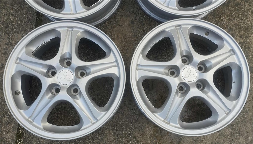 5x114,3 16 Mitsubishi gyári alufelni r16 " 6. kép