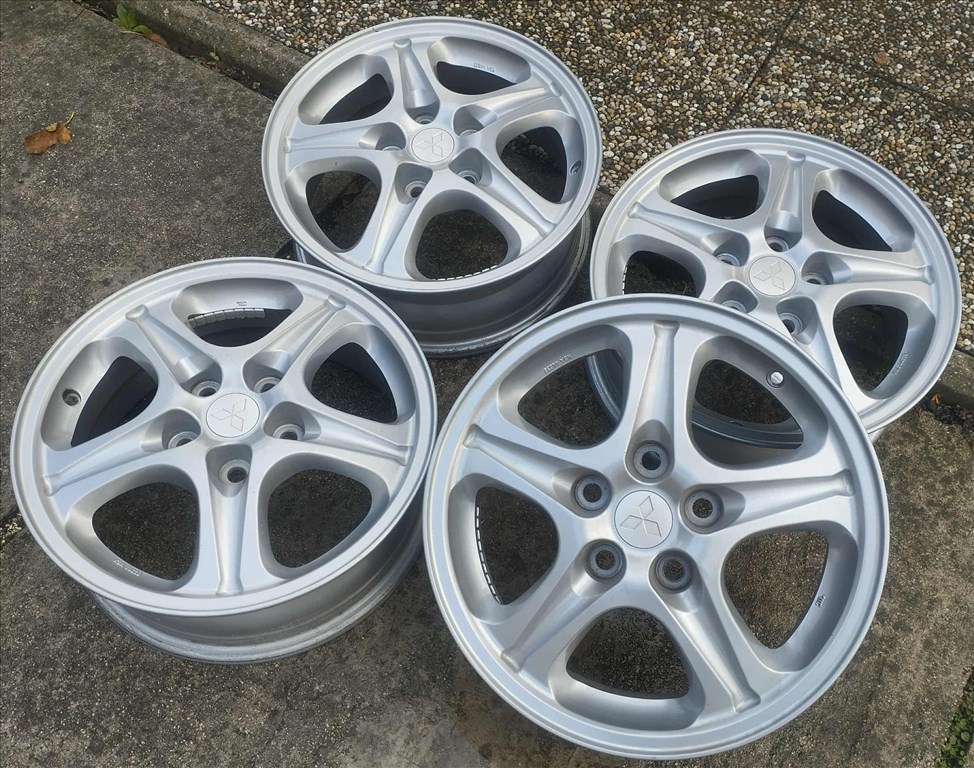 5x114,3 16 Mitsubishi gyári alufelni r16 " 4. kép