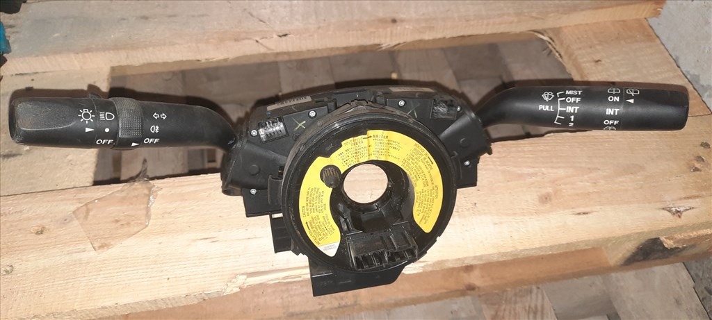 Mazda 2 (ZQ) kormánykapcsoló légzsák átvezető 2003-2007 01242500 01142500 1. kép