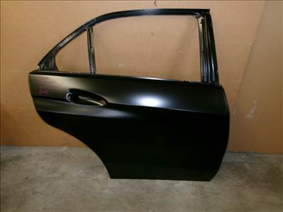 MERCEDES-BENZ E-OSZTÁLY A212 Lift limuzin jobb hátsó ajtó 2013-2016