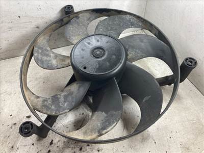 VW FOX Hűtőventilátor