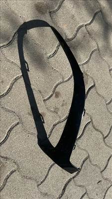 Mercedes W295 EQE első lökhárító jobb spoiler  a2958855701