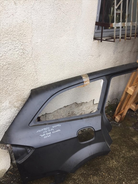 Ford Mondeo Mk4 kombi jobb hátsó sárvédő (2007-2014) 1. kép