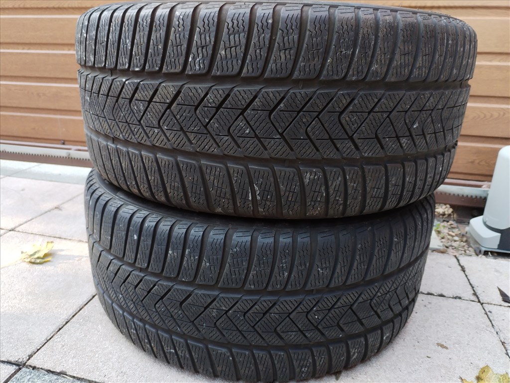  275/4020" használt Pirelli RSC téli gumi 2 db 1. kép