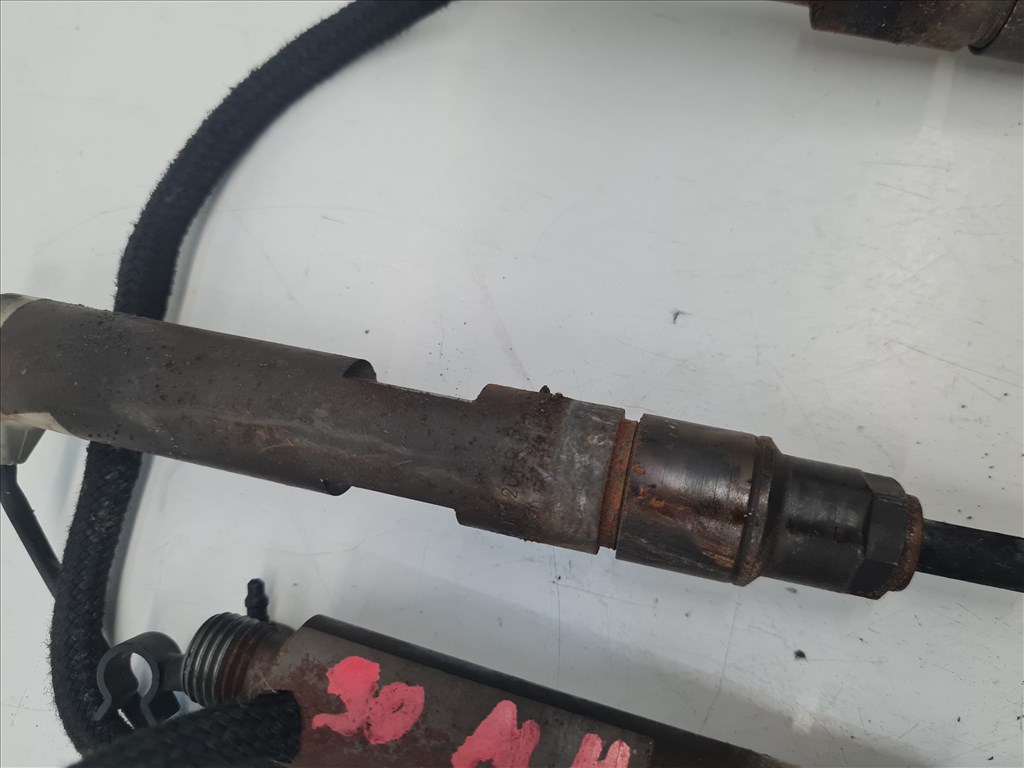 Volkswagen Golf IV, Volkswagen Bora 1.9 TDI ALH porlasztó sor (27311) 028130202p 4. kép