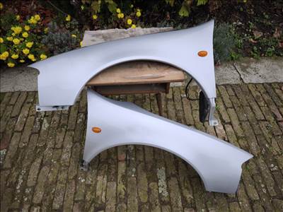 Chrysler 300M gyári első sárvédő 