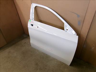 MERCEDES GLA-OSZTÁLY A156 jobb első ajtó 2014-2019