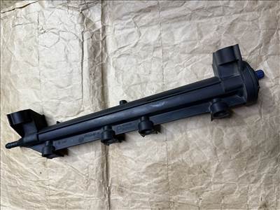 Vw Golf Caddy Touran Passat 1.6 befecskendező híd 06a133317as 06a133317ac