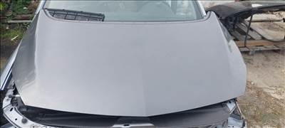 Opel Astra J motorháztető Z177 