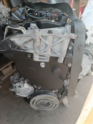 Renault Master II fűzött blokk hengerfejjel G9T E707