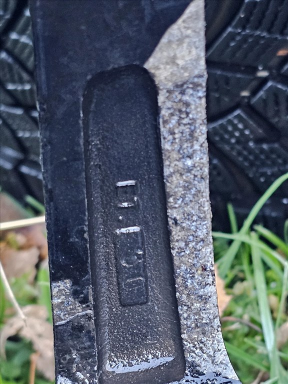  5x112 lyukosztású 18" használt MAM alufelni, rajta 235/45 új Goodyear téli gumi gumi  8. kép