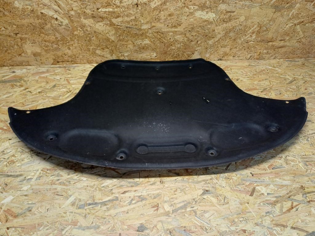 Mercedes E Class W212 (2009-2016) Motorháztető Szigetelés 1. kép