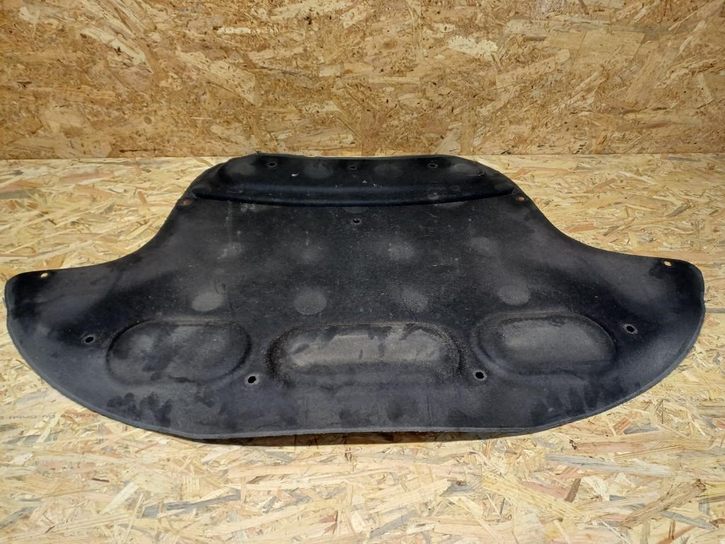 Mercedes E Class W212 (2009-2016) Motorháztető Szigetelés 2. kép