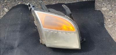 Ford Fusion facelift jobb első lámpa 