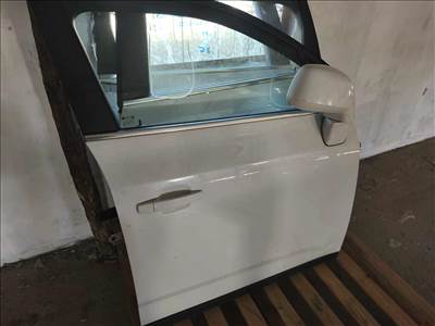 Chevrolet Orlando jobb első ajtó 