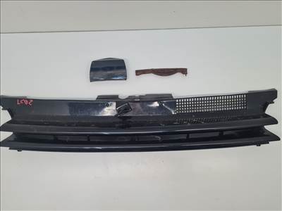 Volkswagen Golf IV embléma nélküli hűtőrács LC9Z (27305)