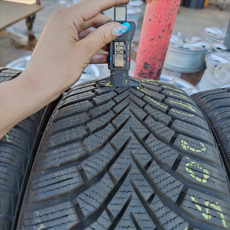 205/55 R16 Sailun téli gumi 30000ft a 2db/227/ 1. kép